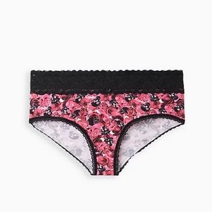 Torrid skull & roses wide lace cheeky panty size 5x